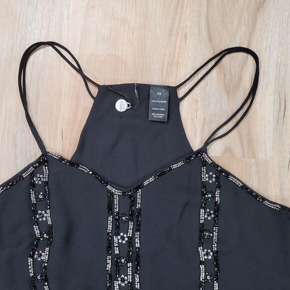 🔹️BKE Black Beaded Flowy Sleeveless Top XSmall - Picture 3 of 9